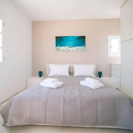Ferienhaus Coral With 4 Bedrooms In Paros *